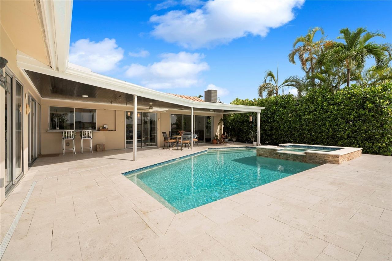 1924 Michigan Avenue Ne, Saint Petersburg, FL 33703 Photo