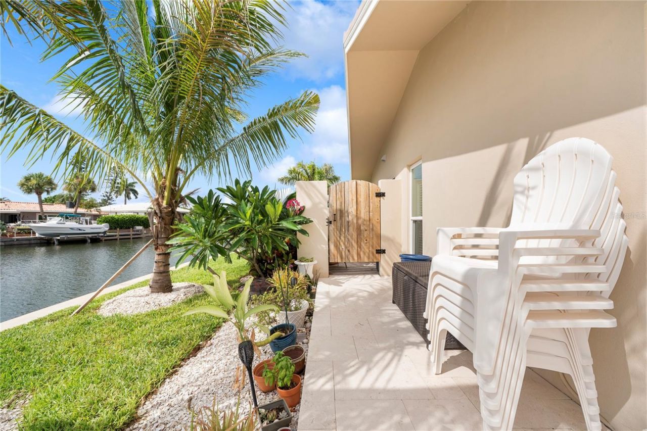 1924 Michigan Avenue Ne, Saint Petersburg, FL 33703 Photo