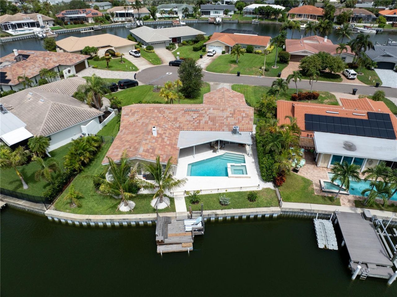 1924 Michigan Avenue Ne, Saint Petersburg, FL 33703 Photo