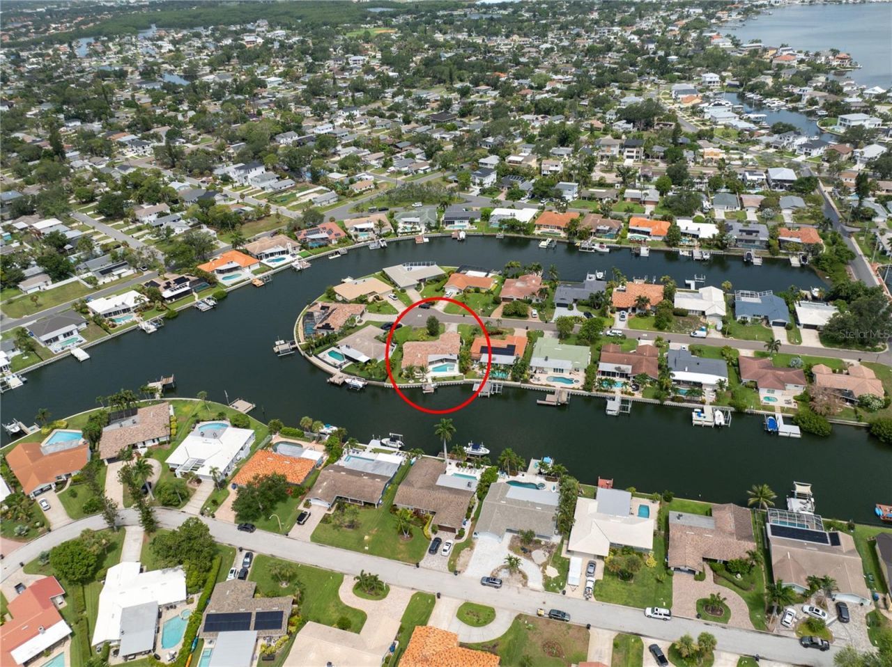1924 Michigan Avenue Ne, Saint Petersburg, FL 33703 Photo