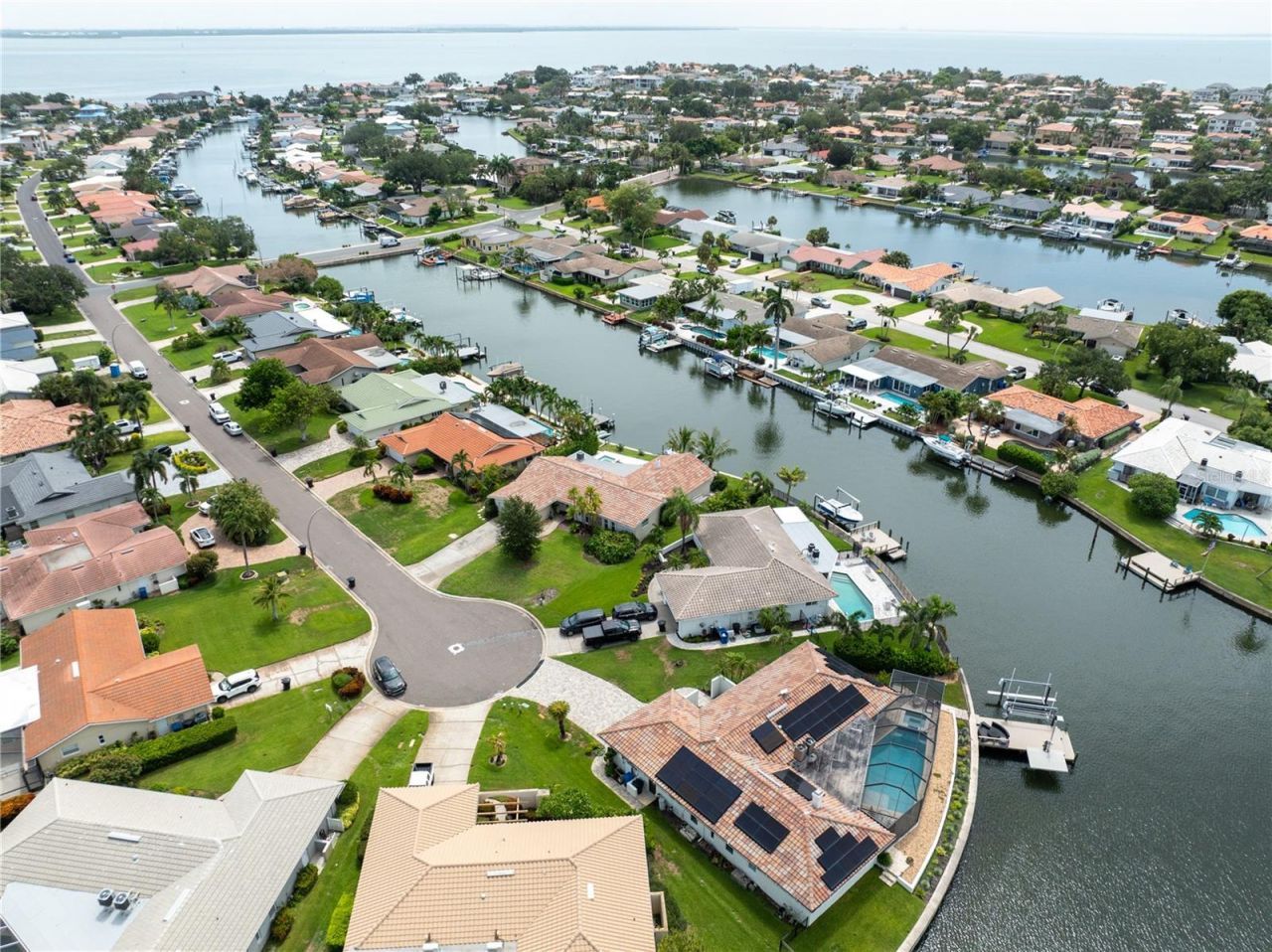 1924 Michigan Avenue Ne, Saint Petersburg, FL 33703 Photo