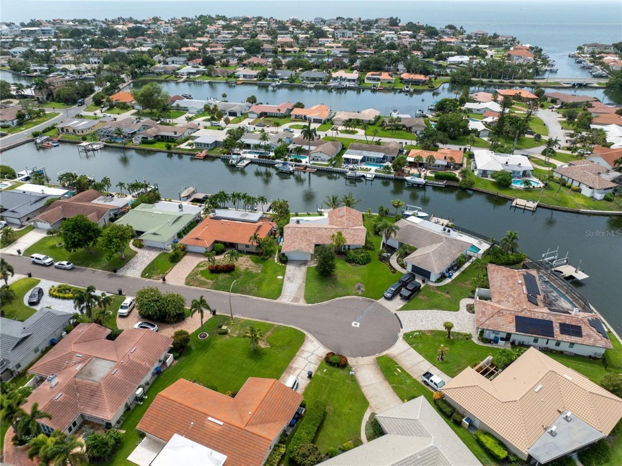 1924 Michigan Avenue Ne, Saint Petersburg, FL 33703 Photo