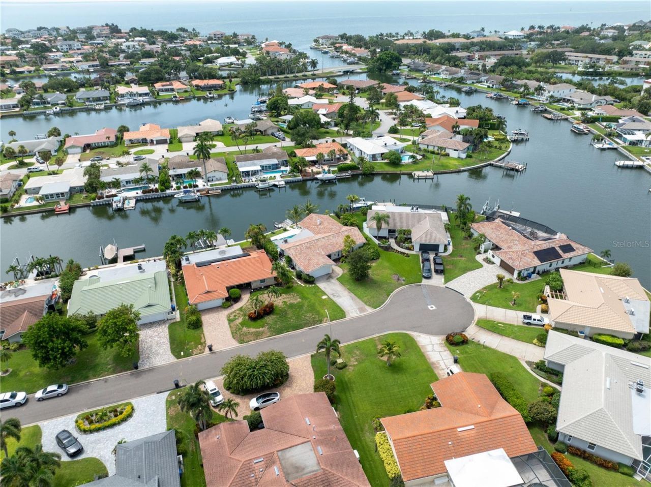 1924 Michigan Avenue Ne, Saint Petersburg, FL 33703 Photo