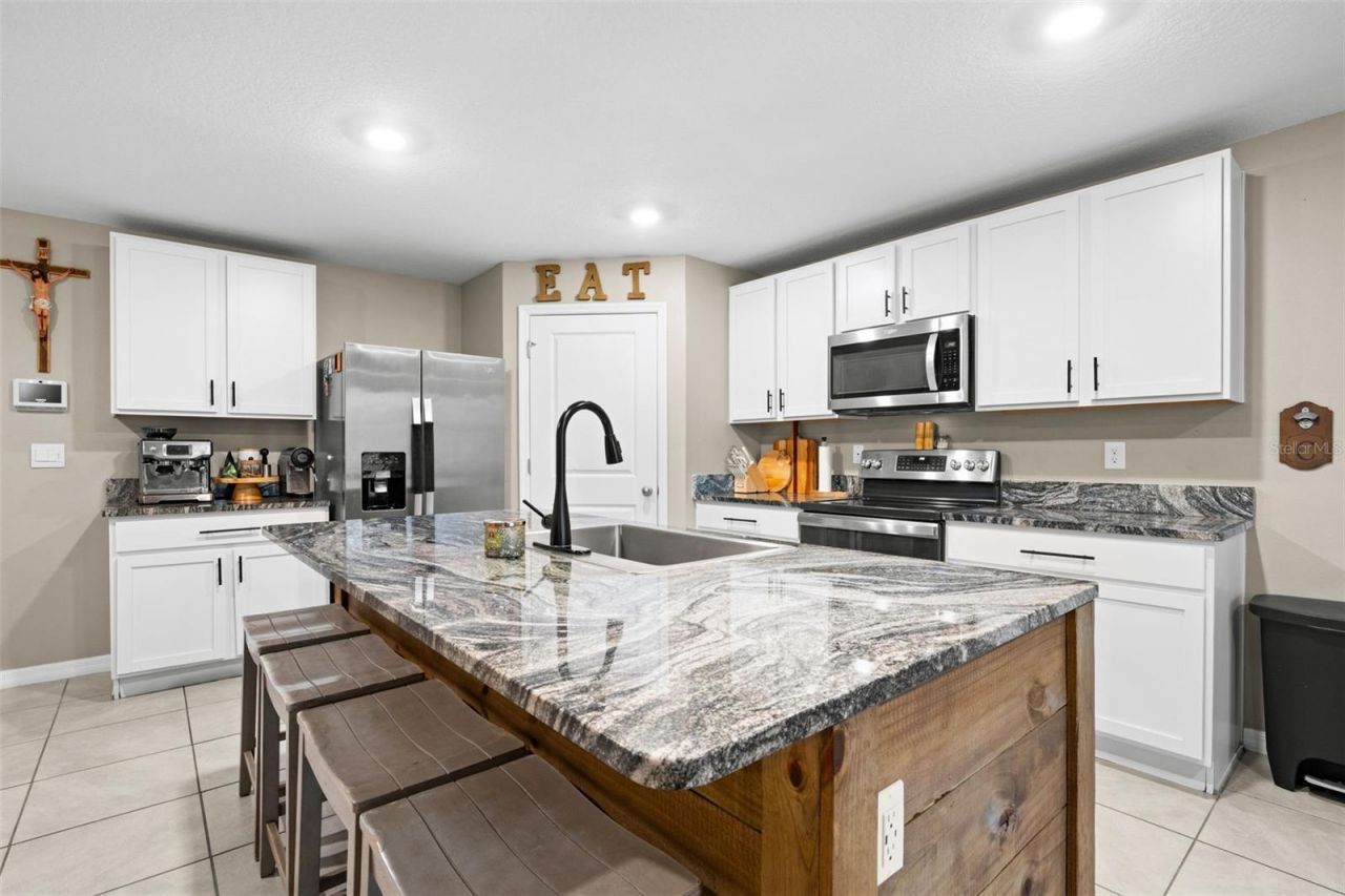 5480 Flint Hills Drive , Wimauma, FL 33598 Photo