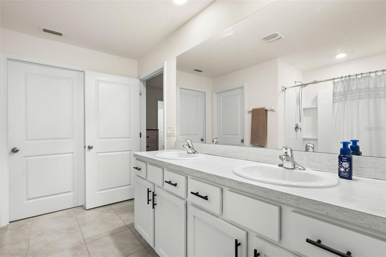 5480 Flint Hills Drive , Wimauma, FL 33598 Photo