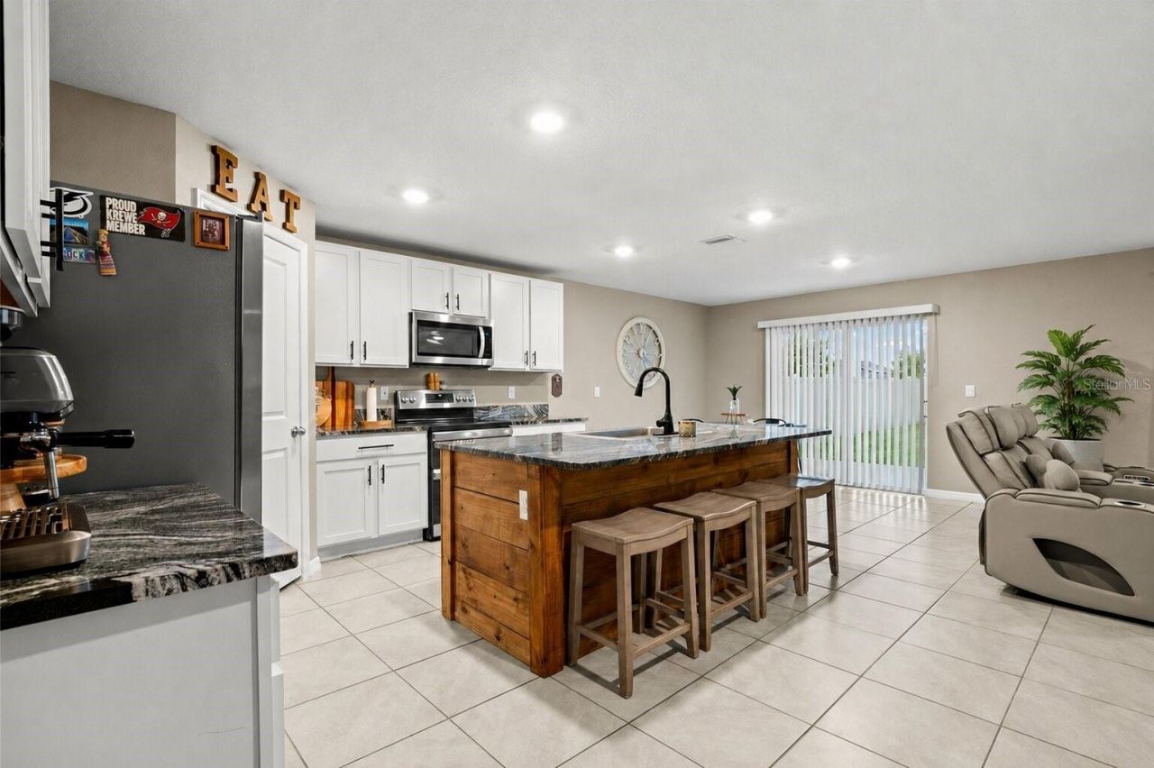 5480 Flint Hills Drive , Wimauma, FL 33598 Photo