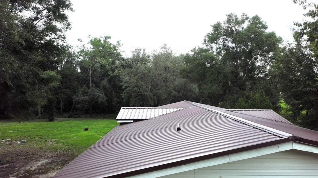 9889 NW 9th Court , Branford, FL 32008 Photo