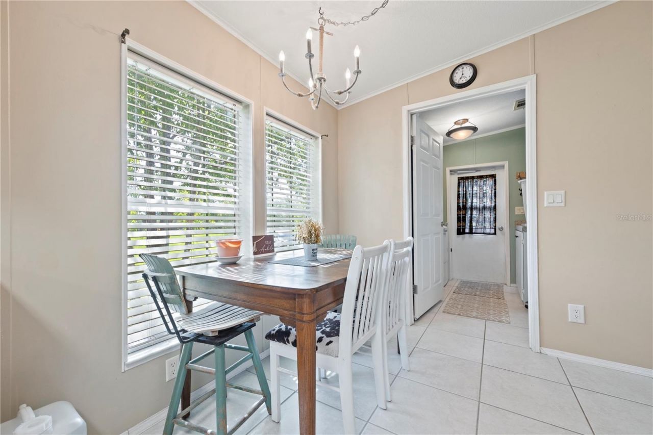 9889 NW 9th Court, Branford, FL 32008 Photo