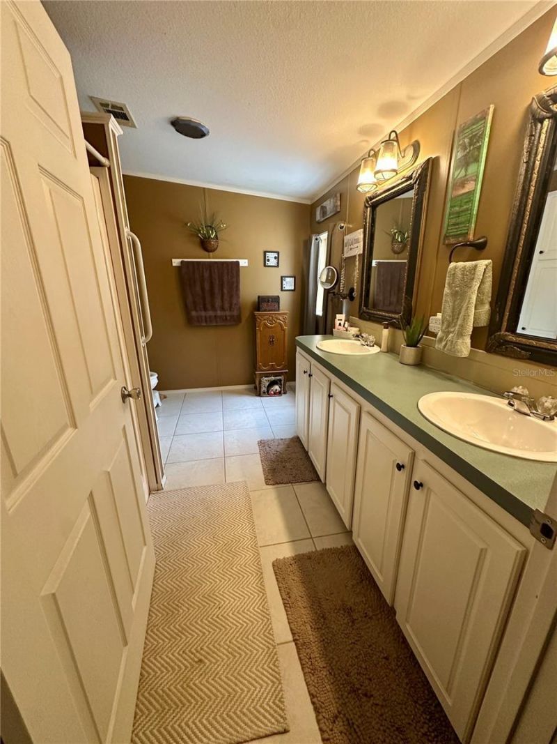 9889 NW 9th Court , Branford, FL 32008 Photo