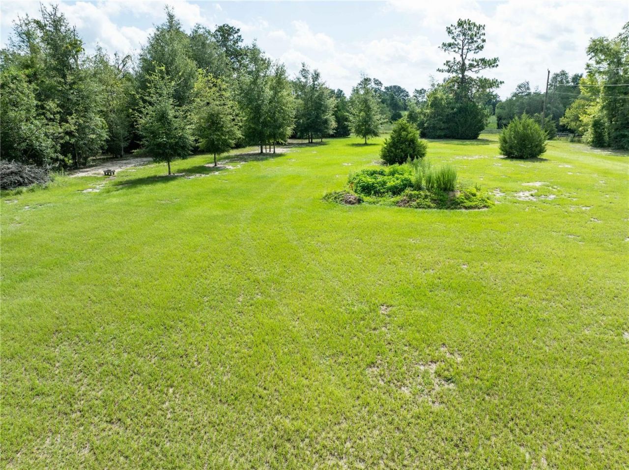 9889 NW 9th Court, Branford, FL 32008 Photo