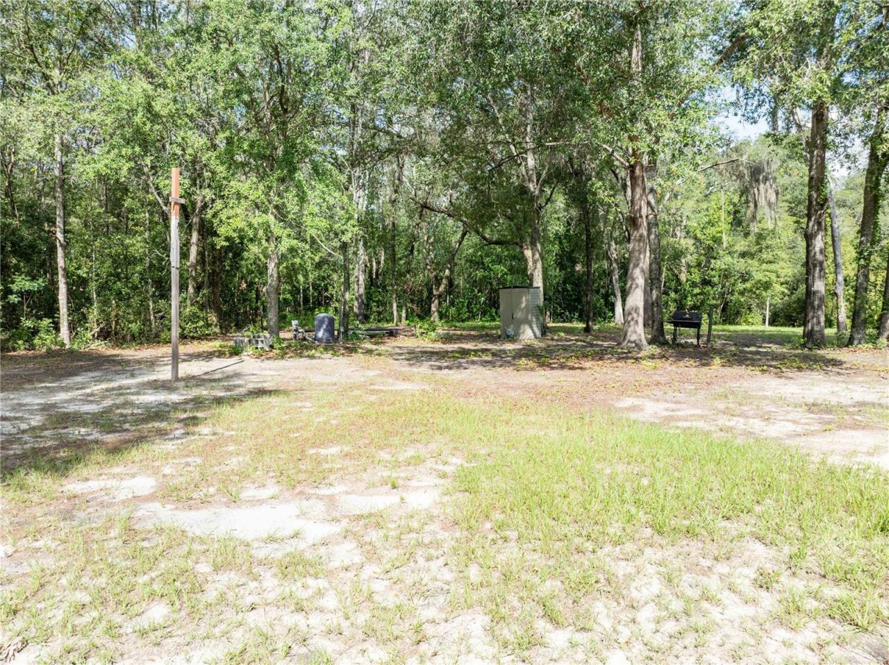9889 NW 9th Court, Branford, FL 32008 Photo