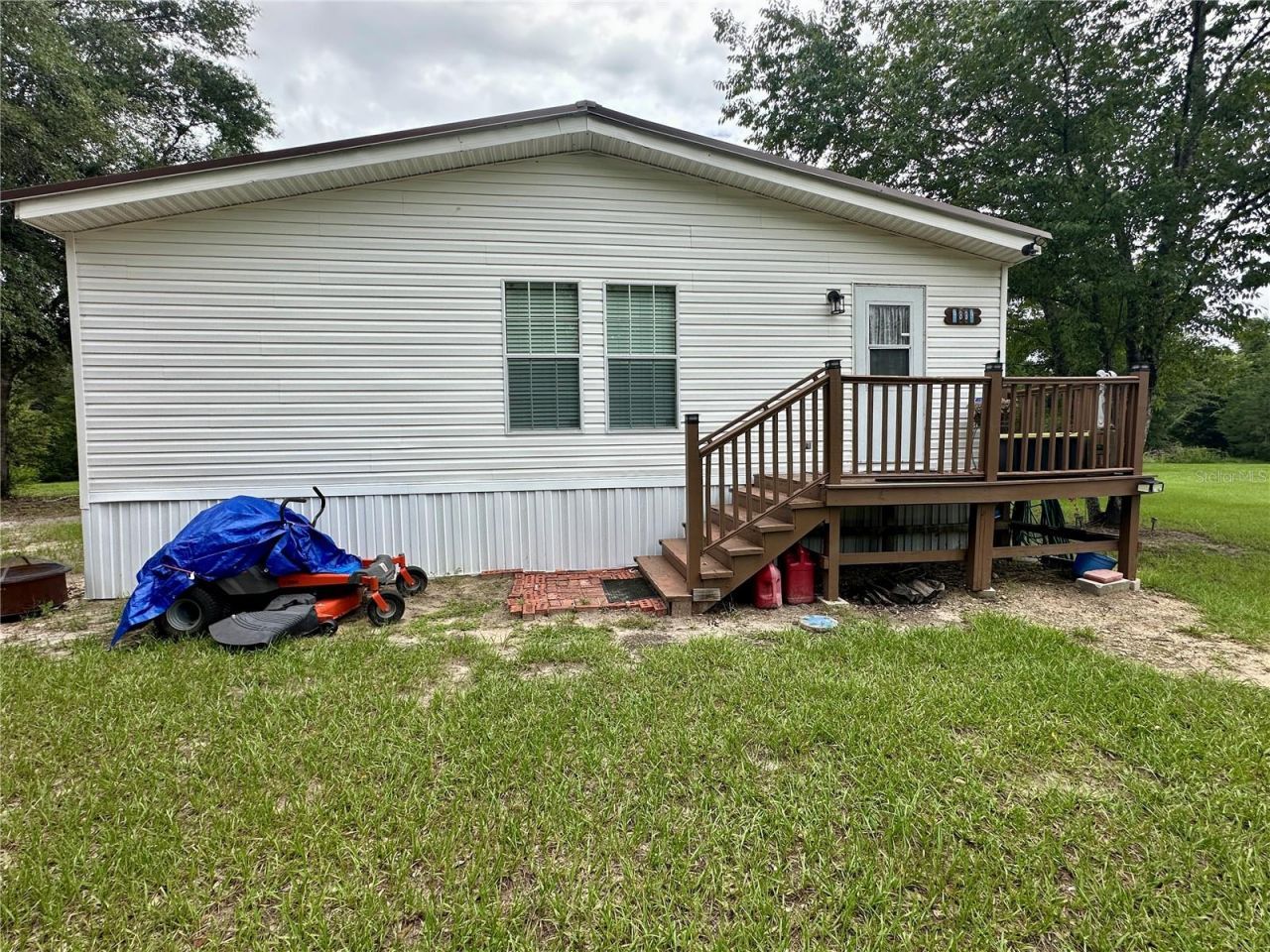 9889 NW 9th Court , Branford, FL 32008 Photo
