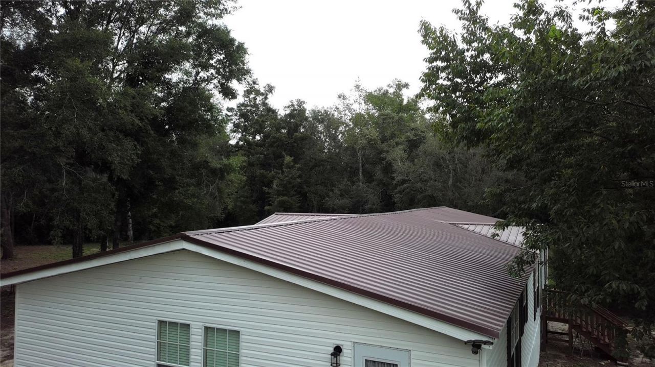 9889 NW 9th Court , Branford, FL 32008 Photo