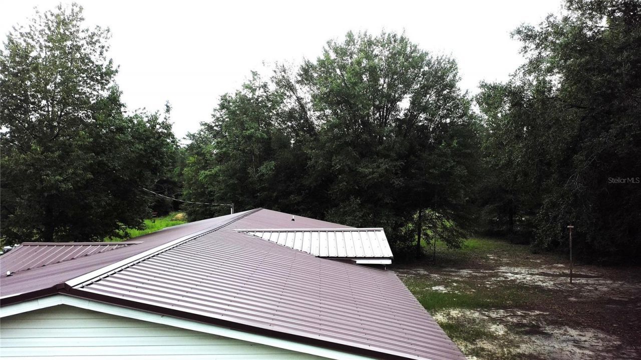 9889 NW 9th Court , Branford, FL 32008 Photo