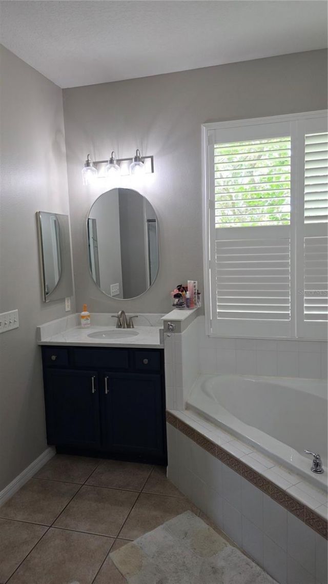 36812 Queen Bee Lane, Grand Island, FL 32735 Photo
