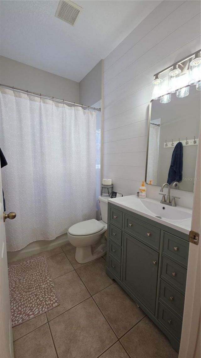 36812 Queen Bee Lane, Grand Island, FL 32735 Photo