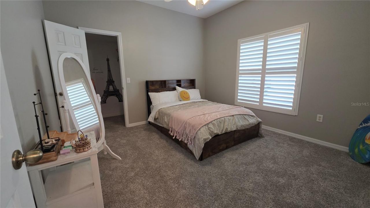 36812 Queen Bee Lane, Grand Island, FL 32735 Photo
