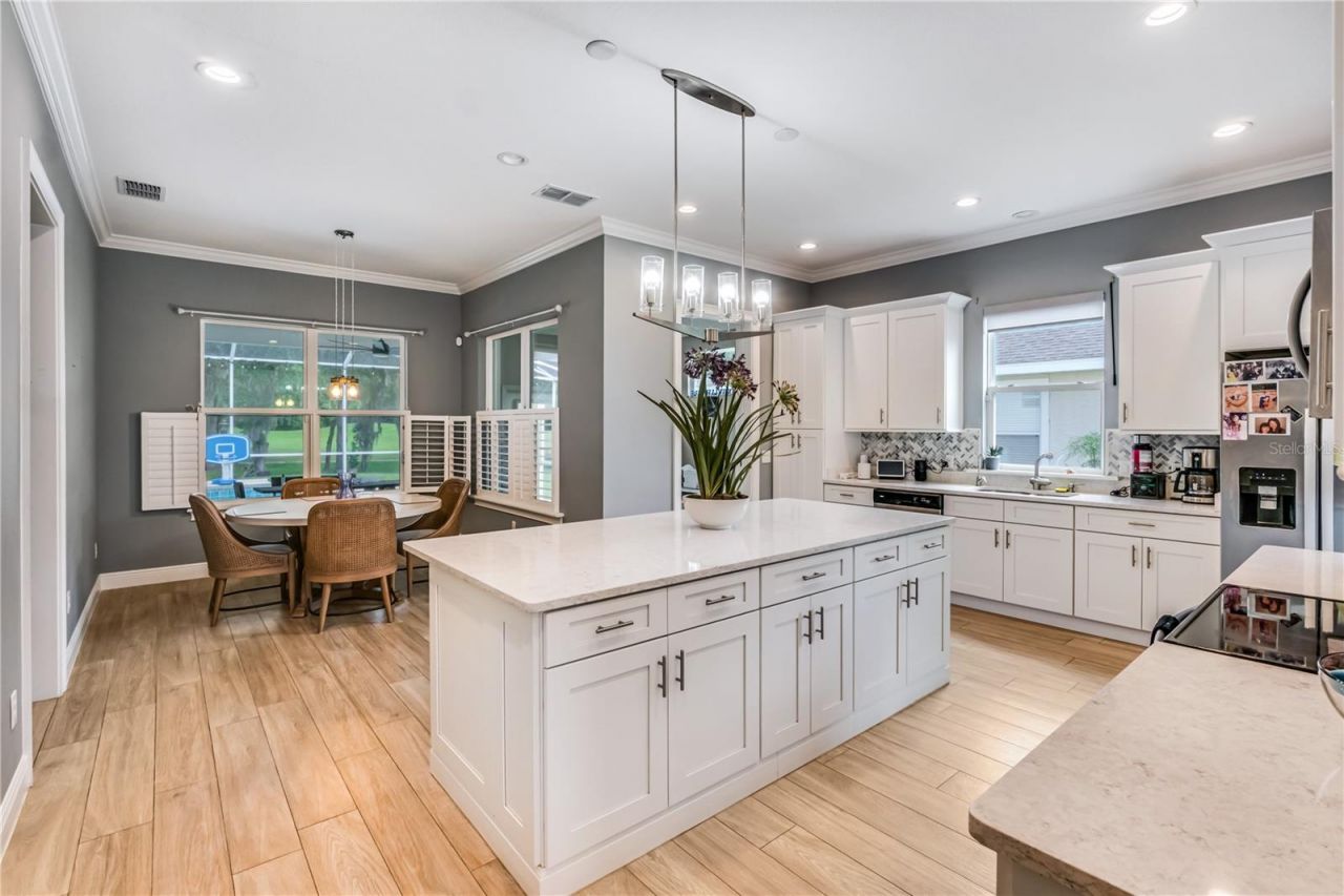 728 Lake Diamond Avenue, Ocala, FL 34472 Photo