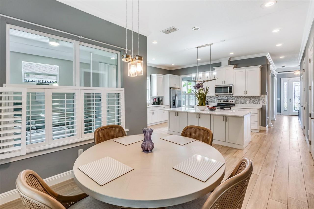 728 Lake Diamond Avenue, Ocala, FL 34472 Photo