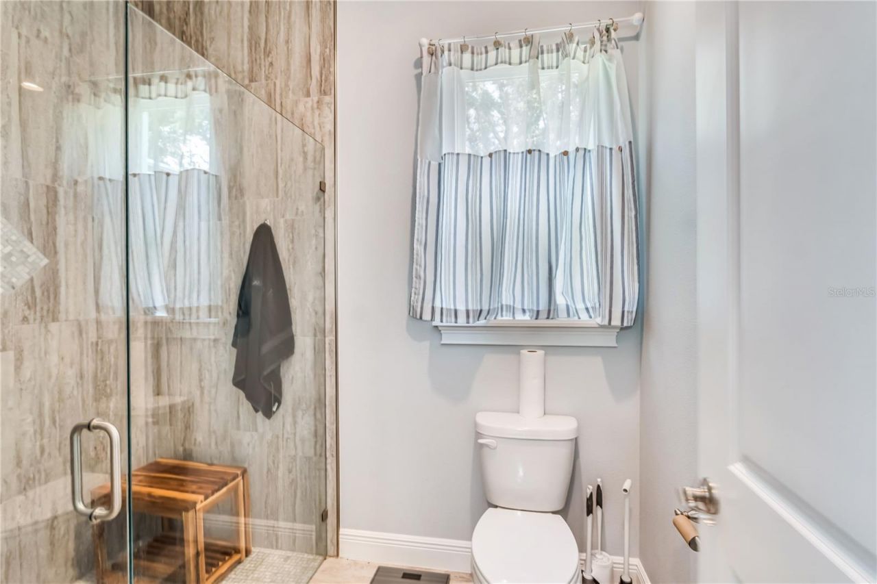 728 Lake Diamond Avenue, Ocala, FL 34472 Photo