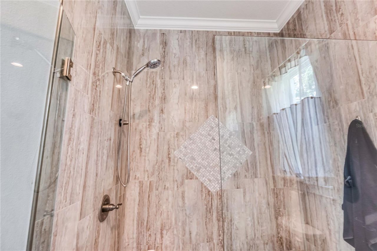 728 Lake Diamond Avenue, Ocala, FL 34472 Photo