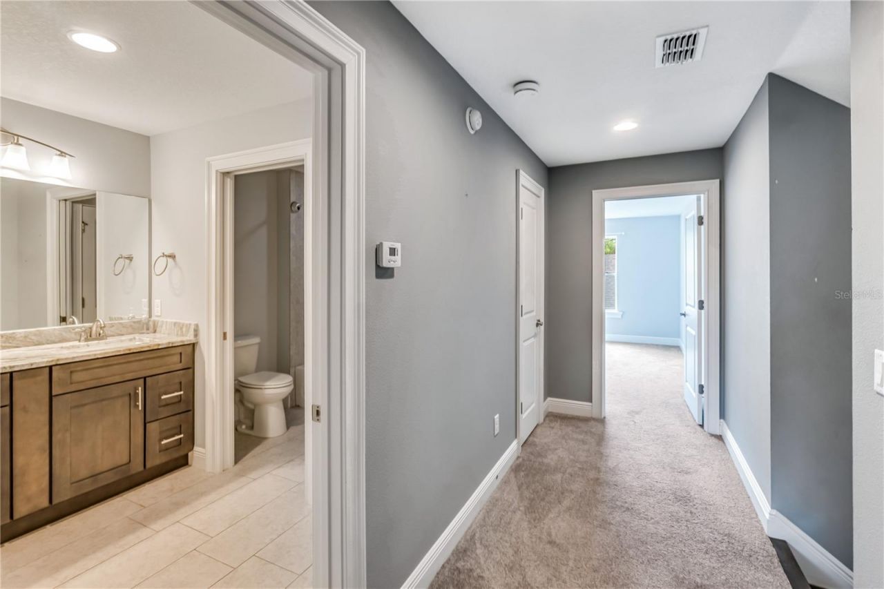 728 Lake Diamond Avenue, Ocala, FL 34472 Photo