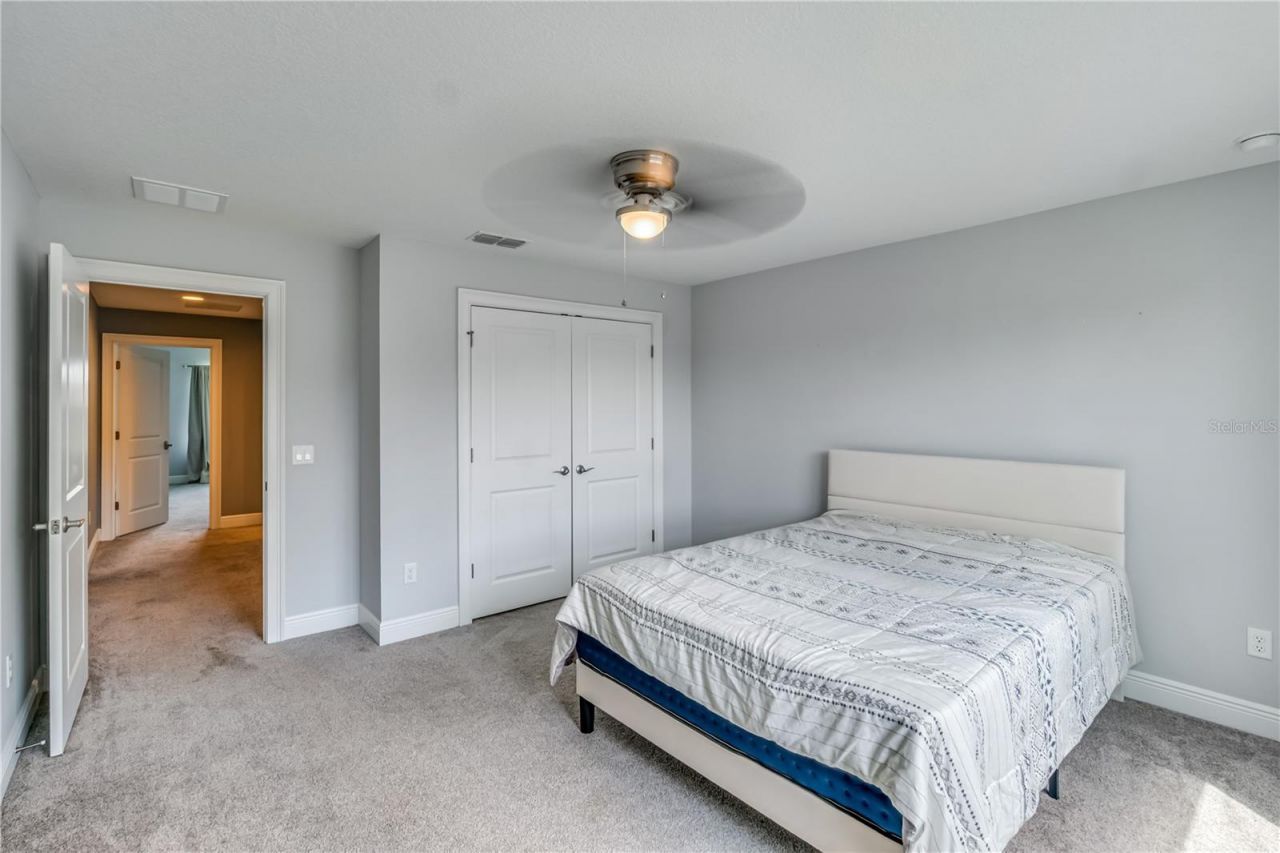728 Lake Diamond Avenue, Ocala, FL 34472 Photo