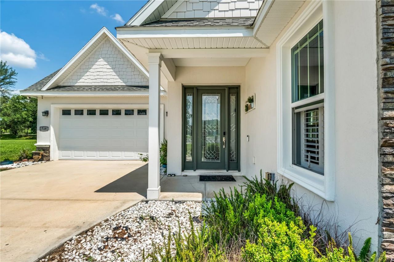 728 Lake Diamond Avenue, Ocala, FL 34472 Photo