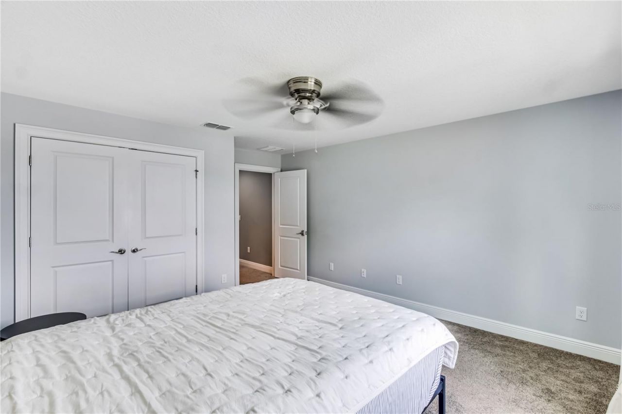 728 Lake Diamond Avenue, Ocala, FL 34472 Photo