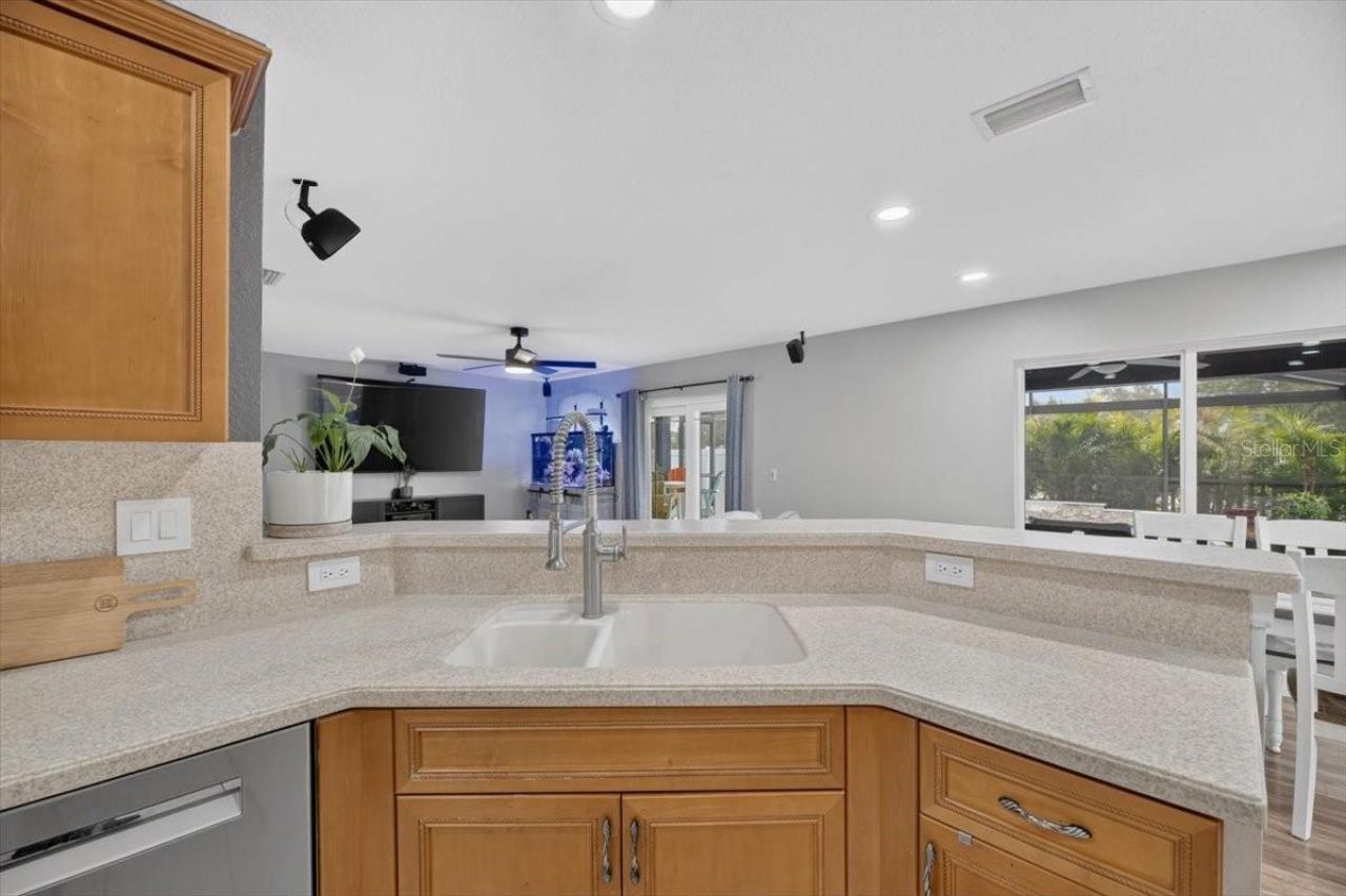 11342 Cocoa Beach Drive , Riverview, FL 33569 Photo