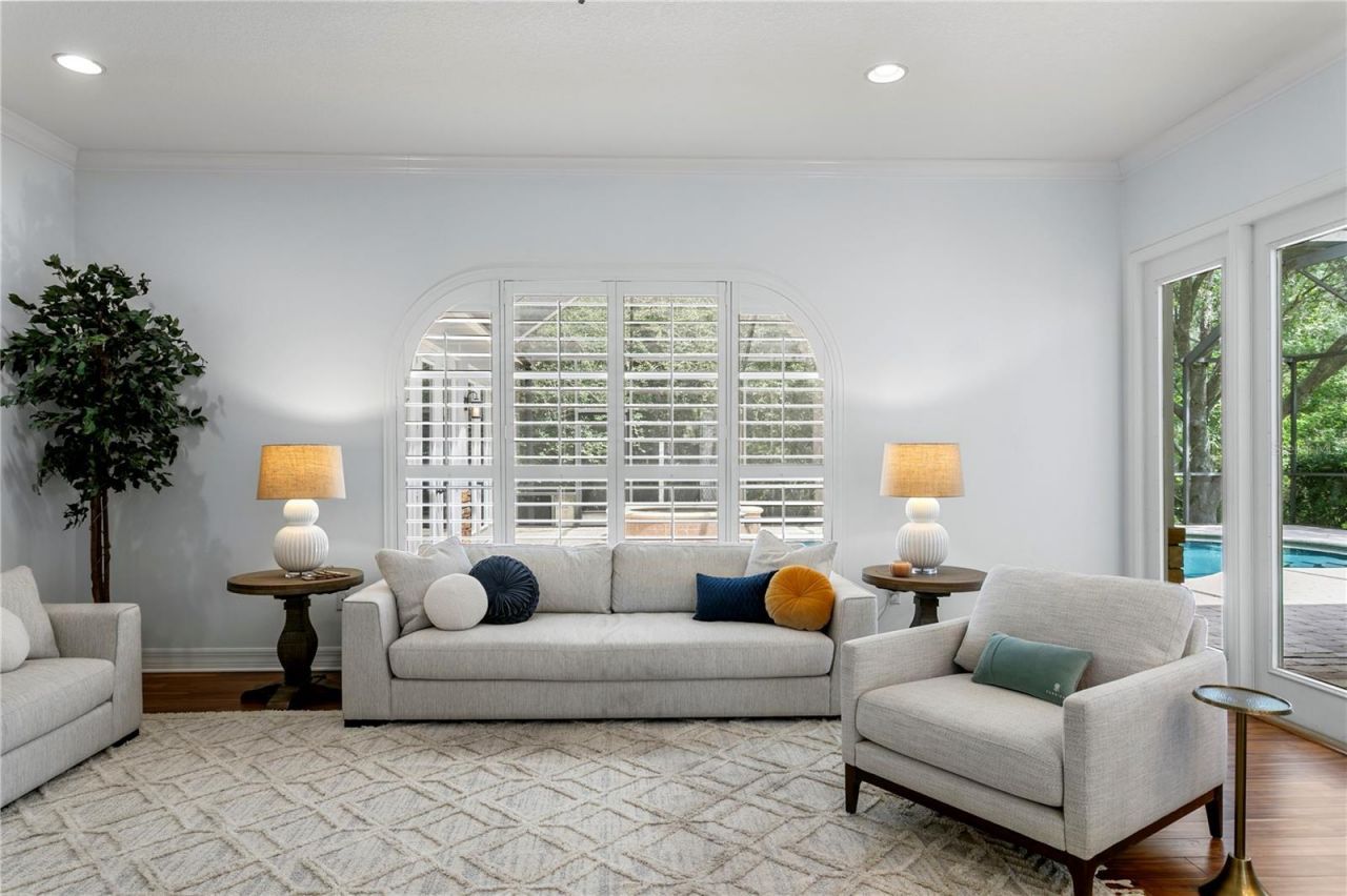 2113 Climbing Ivy Drive, Tampa, FL 33618 Photo