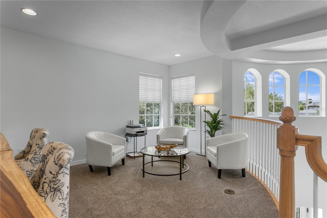 2113 Climbing Ivy Drive, Tampa, FL 33618 Photo