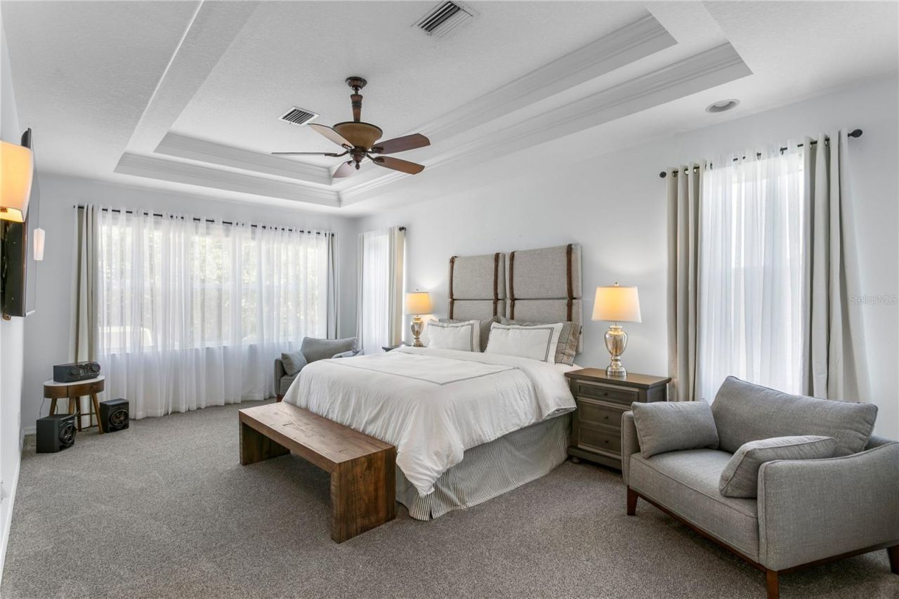 2113 Climbing Ivy Drive, Tampa, FL 33618 Photo