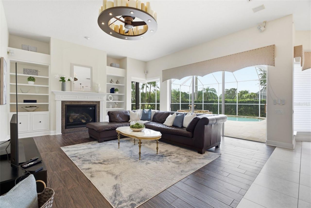 18655 Avenue Capri, Lutz, FL 33558 Photo