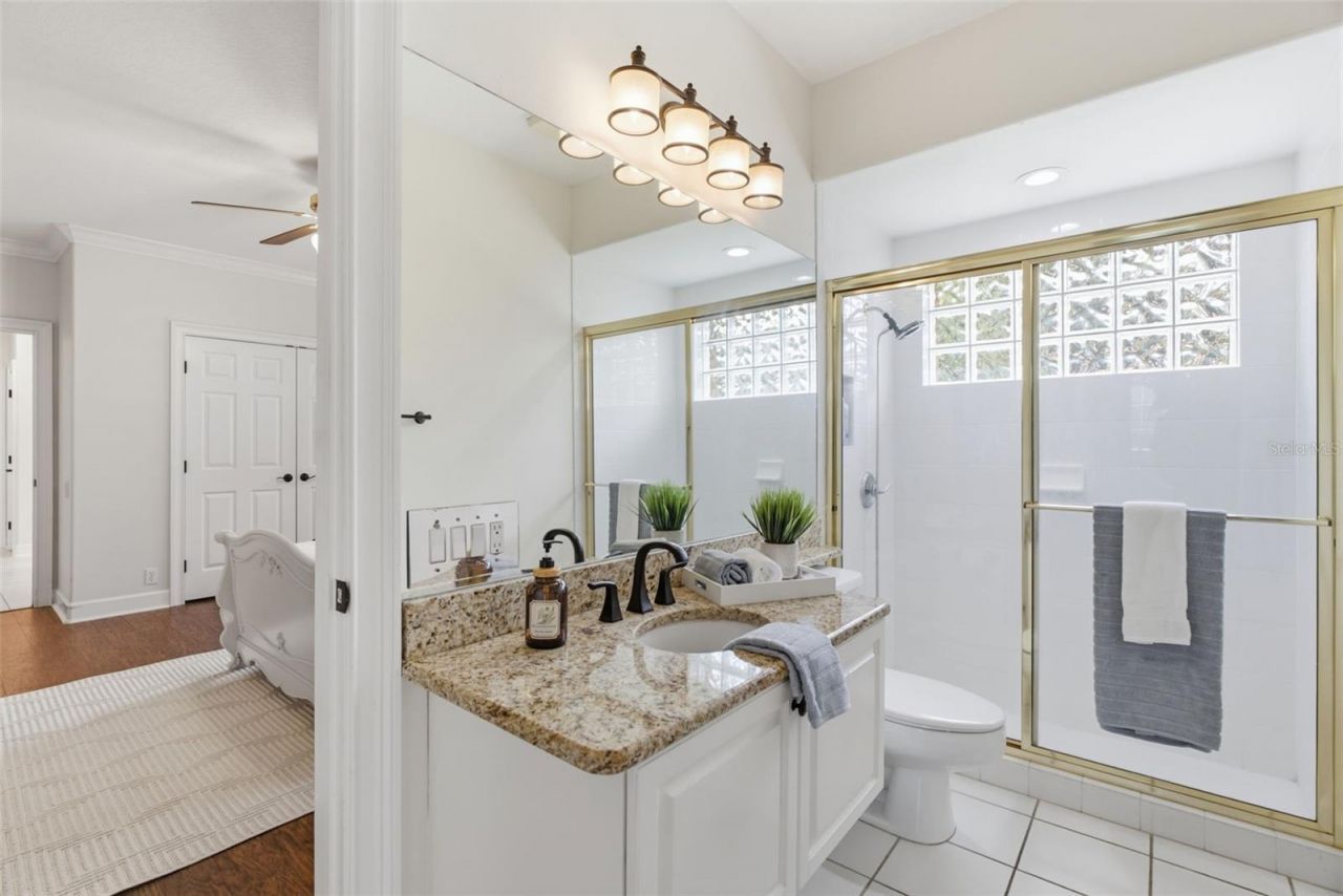 18655 Avenue Capri, Lutz, FL 33558 Photo