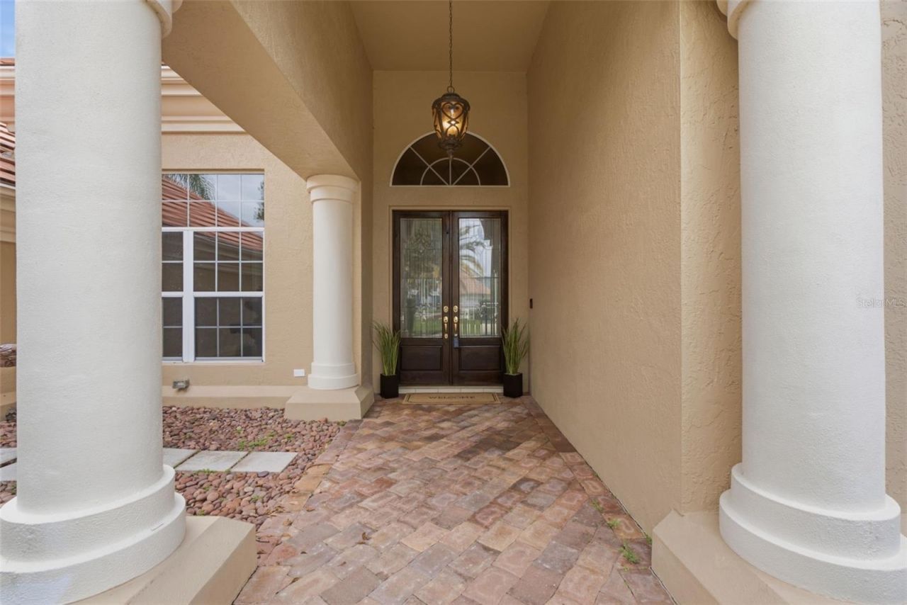 18655 Avenue Capri, Lutz, FL 33558 Photo