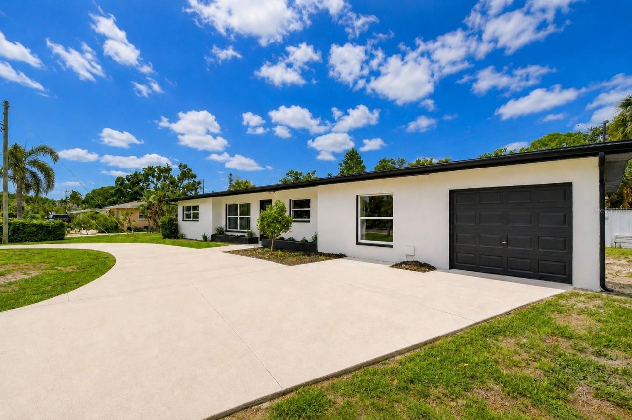 6871 4th Street S, Saint Petersburg, FL 33705 Photo