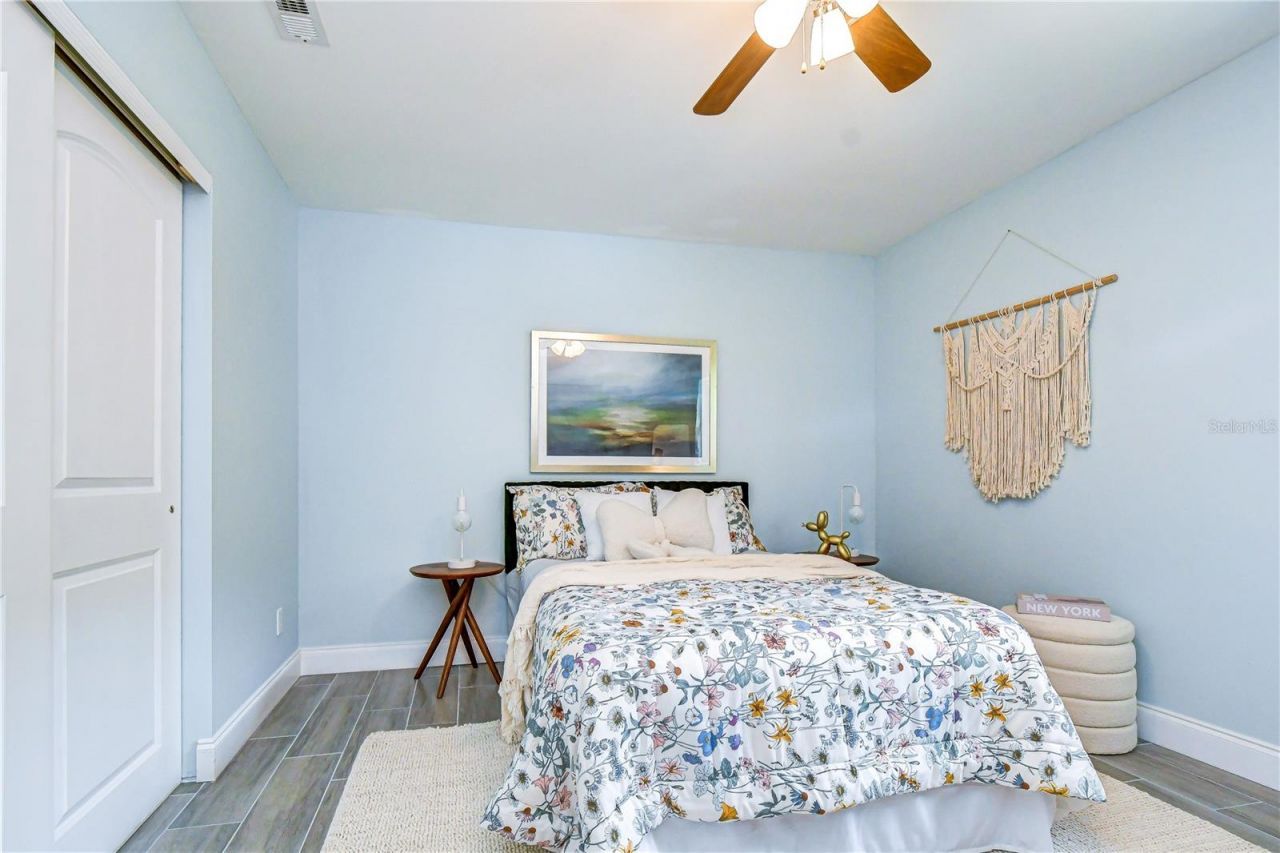 6871 4th Street S, Saint Petersburg, FL 33705 Photo