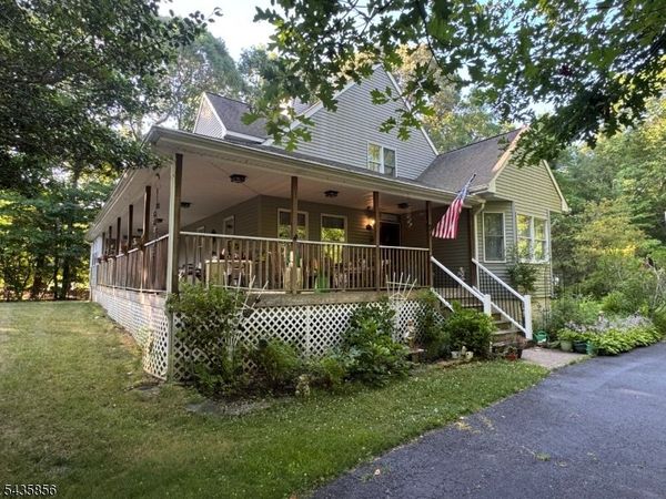 7 W Woodland Ave, Middle, NJ 08210