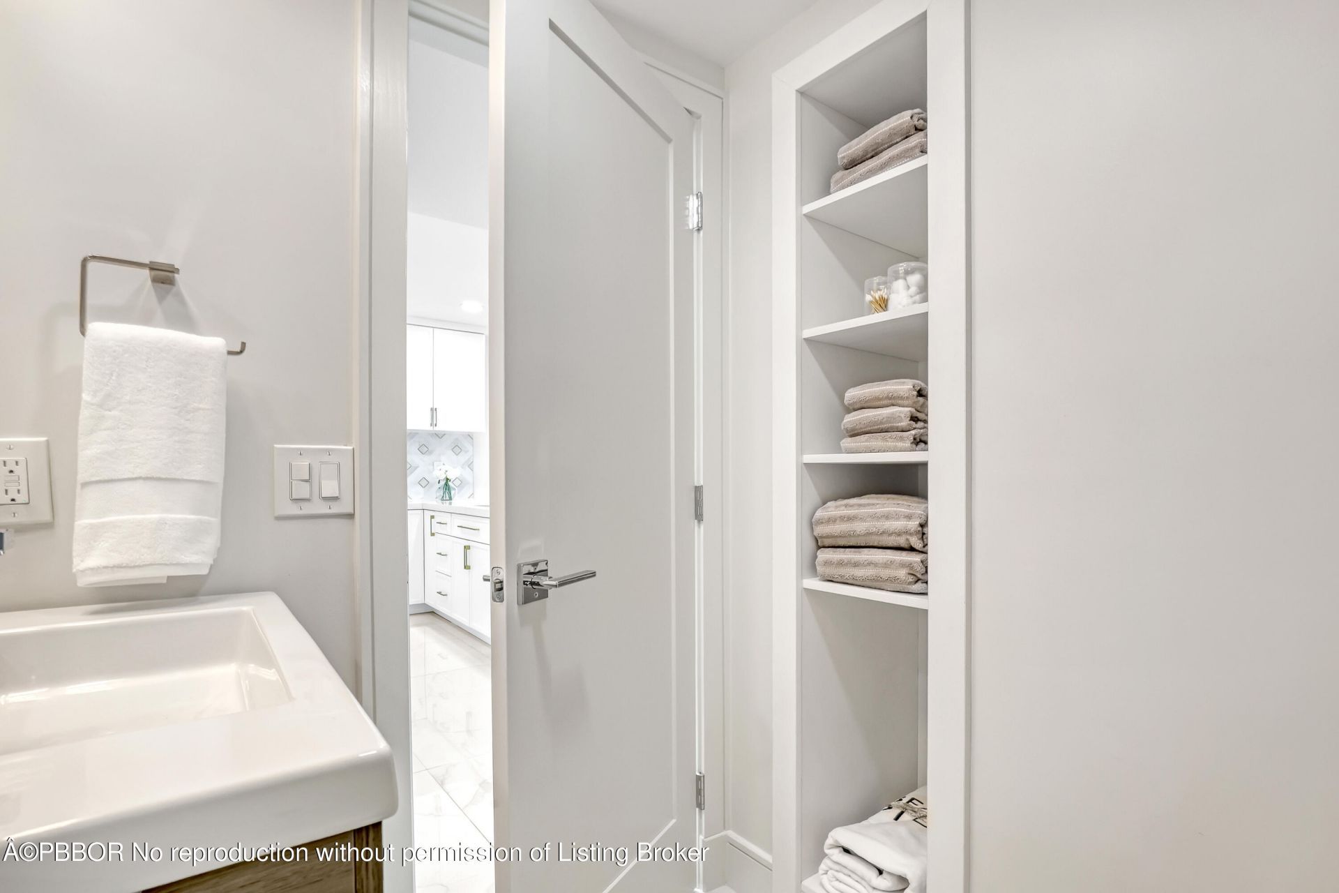 2295 S Ocean Boulevard, Unit 321, Palm Beach, FL 33480 Photo