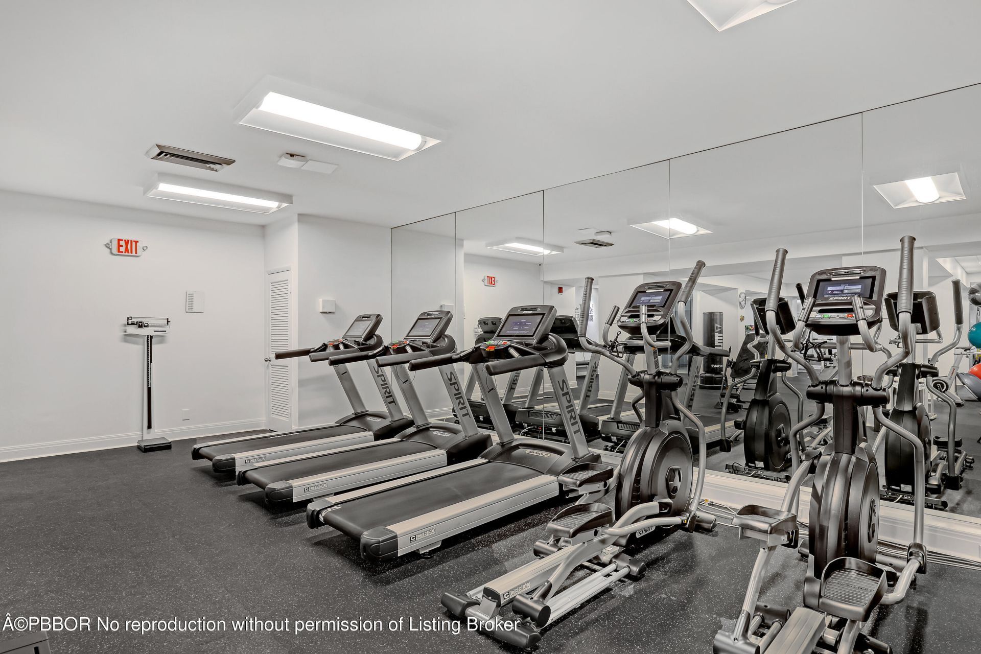 2295 S Ocean Boulevard, Unit 321, Palm Beach, FL 33480 Photo