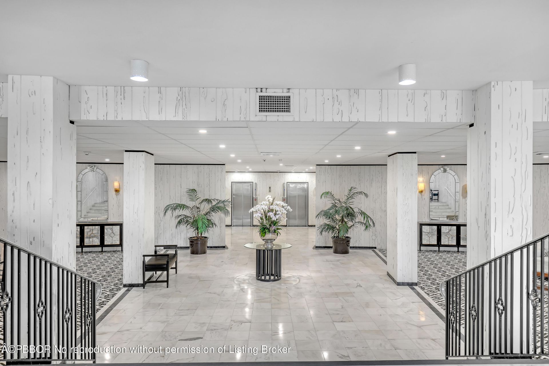 2295 S Ocean Boulevard, Unit 321, Palm Beach, FL 33480 Photo