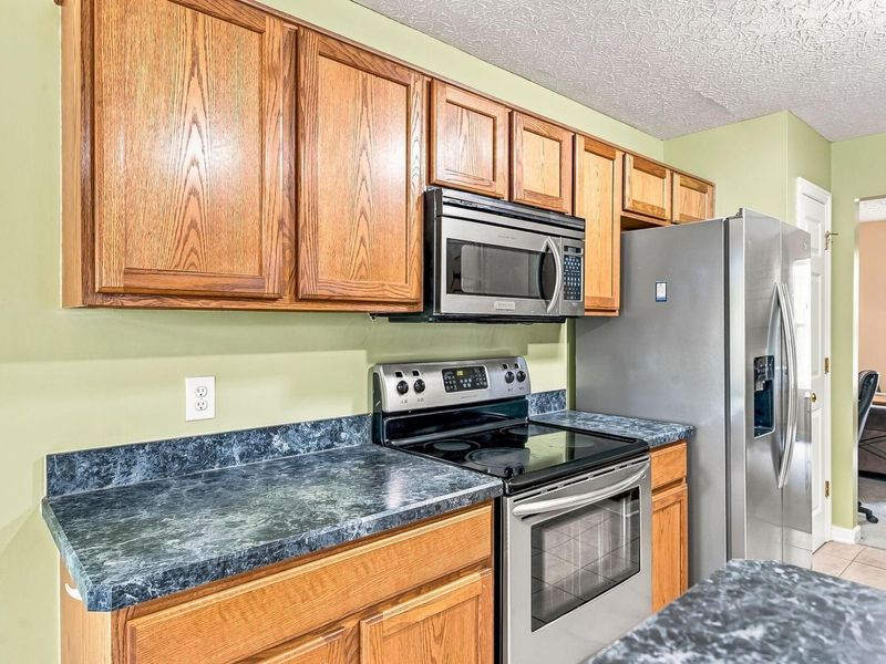 1403 Westbrook Drive, Marysville, OH 43040 Photo 10