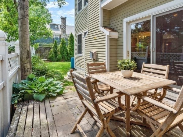 79 West St, Unit 79, Newton, MA 02458