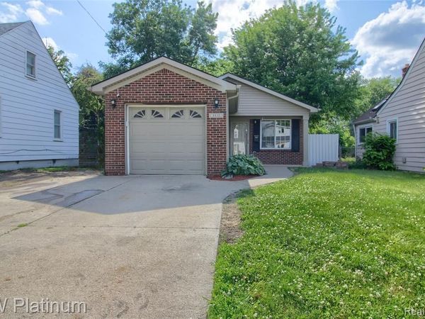 4452 Croissant Street, Dearborn Heights, MI 48125