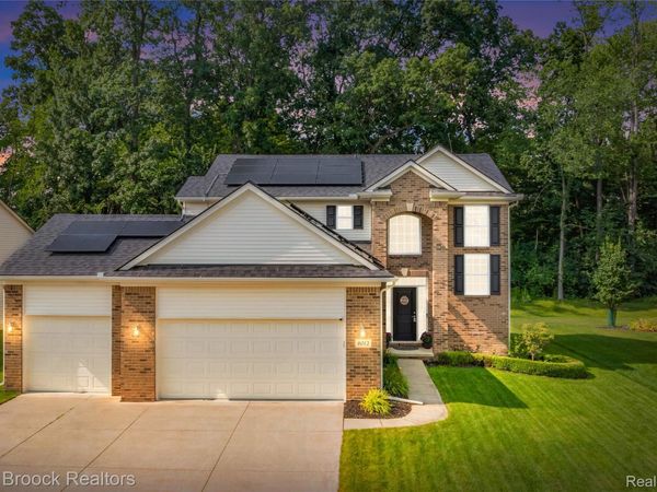 8012 IVY GLEN PARK LANE, White Lake Township, Mi 48386