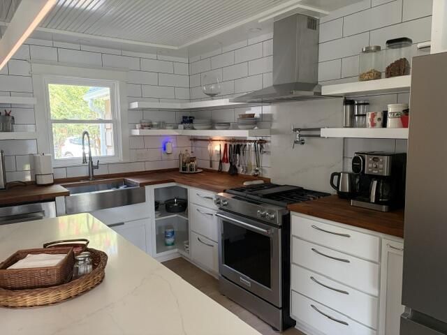 707 Nomad Lane Photo 5