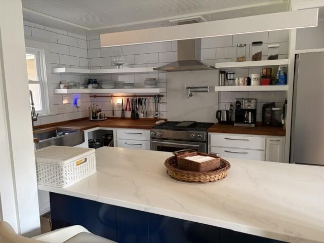 707 Nomad Lane Photo 7