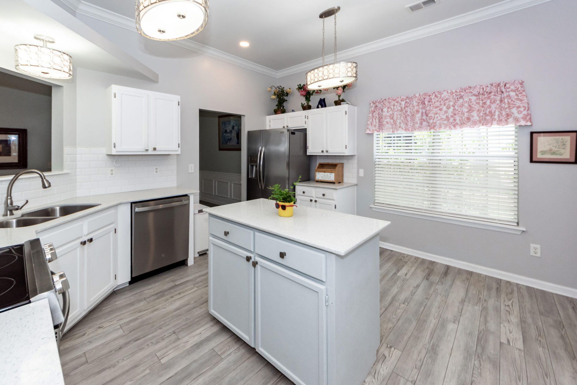 1231 Center Lake Drive Photo 8