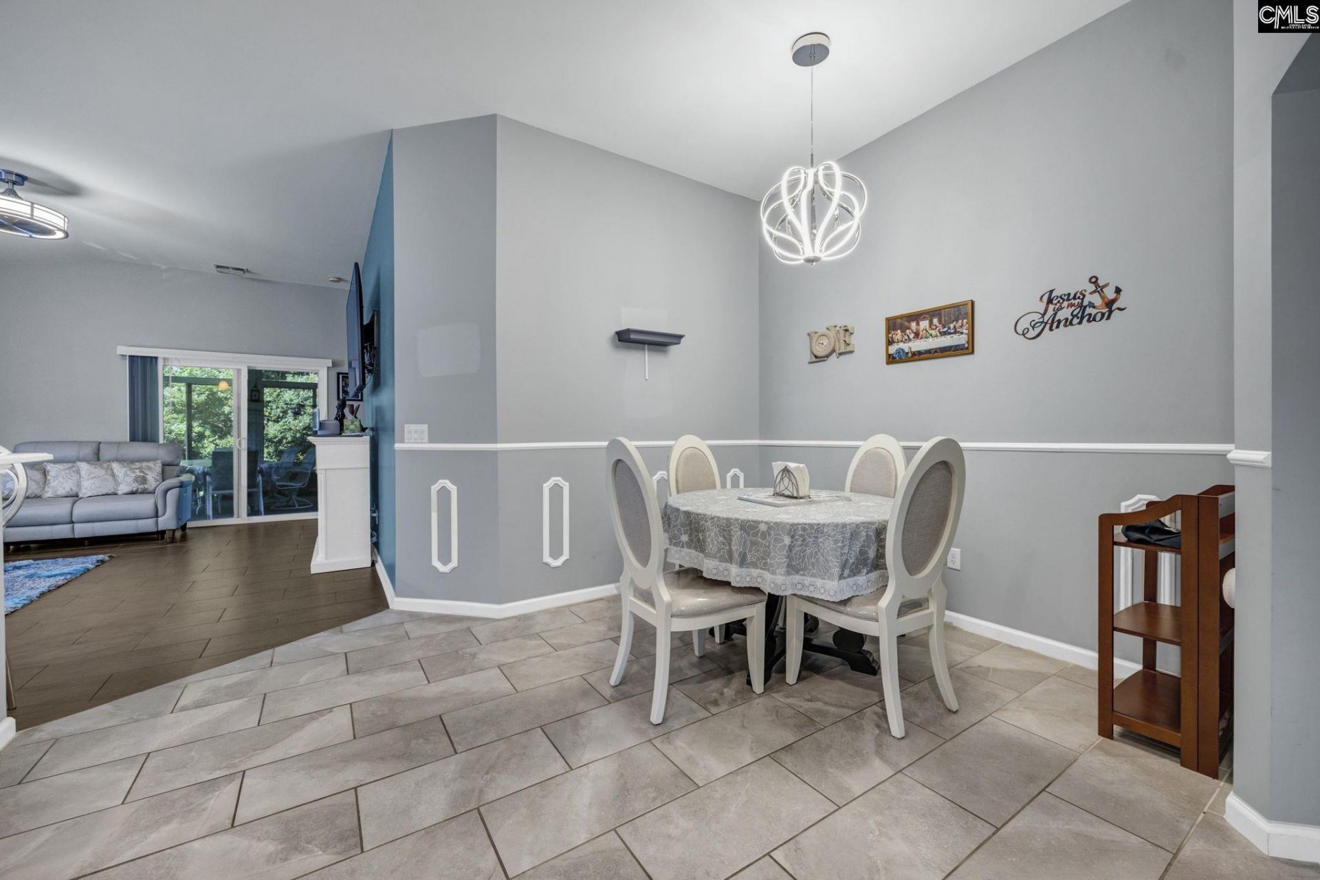 423 Bradington Way Photo 10